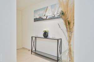 T4 NEUF - JARDIN-TERRASSE ET PISCINE – ACCÈS DIRECT PLAGES ET CENTRE VILLAGE – App C 12