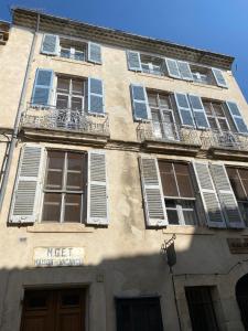 Appartements Les balcons de Mona au coeur de Lourmarin : photos des chambres