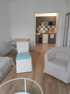 T2 entièrement équipé, proche toutes commodités