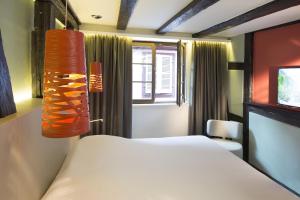 Hotels Hotel Le Colombier : photos des chambres