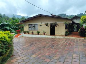 Hermosa finca villajovi con piscina privada