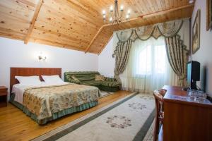 Junior Suite room in HOTEL Kapriz