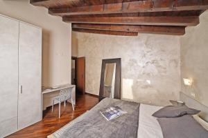 LA FINESTRA SUL LAGO