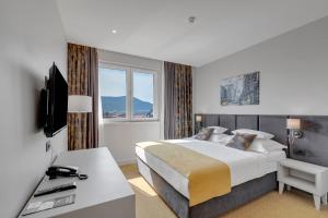 Deluxe King Room room in Hotel Marconi