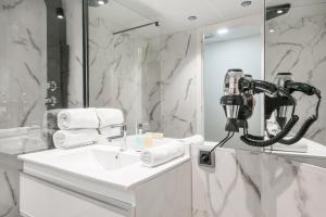Quadruple Room room in Hotel Sansi Park