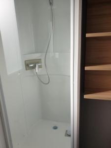 Campings MOBIL HOME 8 PERSONNES 2 SALLES DE BAIN 40 m2 HAUT STANDING : photos des chambres