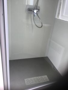Campings MOBIL HOME 8 PERSONNES 2 SALLES DE BAIN 40 m2 HAUT STANDING : photos des chambres