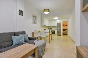 010 New Beach Apartment - Alicante Holiday