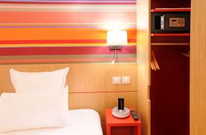 Standard Single Room room in Best Western Hotel du Mucem