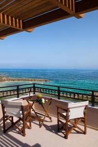 Christina Apartments - 4-star hotels in Panormos Rethymno