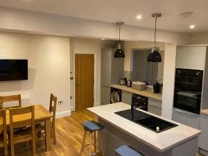 The Wootton House - Barnby Dun