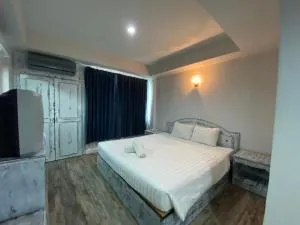 Sun Moon Hotel - Wang Saphung