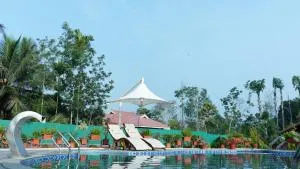 Srinikethana Home Stay with Swimming Pool - Siddapur