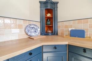 23 Coastguard Cottages