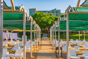 Royal Atlantis Spa & Resort