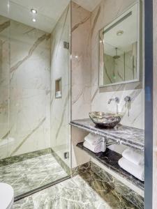 Standard Twin Room room in G hotel