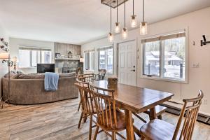 Cozy East Vail Condo about 6 Mi to Vail Village!