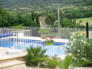Villas Villa de 6 chambres avec piscine privee et terrasse a Lagorce : photos des chambres