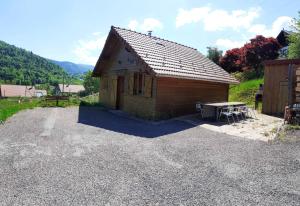 Chalets Chalet de 2 chambres avec vue sur la ville et jardin amenage a Fresse sur Moselle : photos des chambres