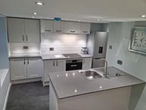 Flat 2 - Y Sgwar Restaurant - Tremadoc