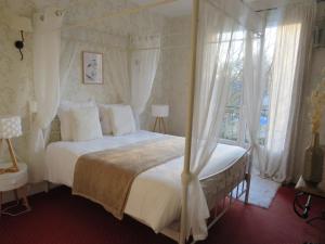 Hotels Hotel Saint Cyr : Chambre Double