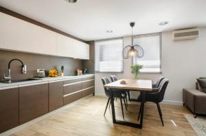 LupoApartments Kosynierów Dostęp na Kod