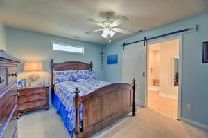 Beaufort Pad w Patio: 3 Blocks to Waterfront!
