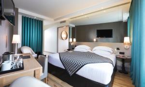 Hotels Hotel Acanthe - Boulogne Billancourt : photos des chambres