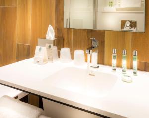 Superior Double Room room in Hotel Acanthe - Boulogne Billancourt