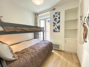 Plein centre, T3 5P totalement rénové 55m2. WIFI