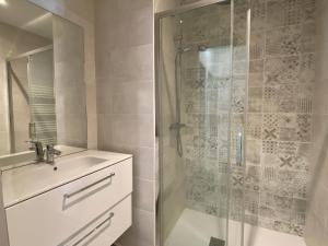 Plein centre, T3 5P totalement rénové 55m2. WIFI