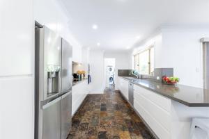 Kanimbla House 15 Kanimbla Dr - air con, WiFi and pet friendly