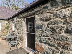 Bwthyn y Dderwen Oak Cottage