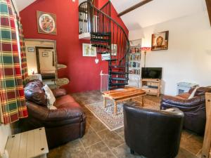 Bwthyn y Dderwen Oak Cottage