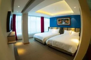 R&N SHULLKAS SUITES - Vitis