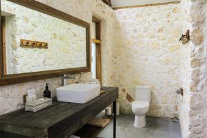 Chanteak Bali - Stone House 2