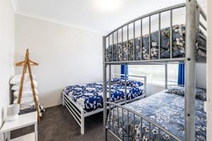 Adriana 4 open plan living with backyard