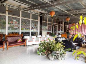 RedDoorz @ Lolak Bolaang Mongondow