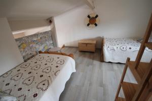 Belle villa 5 couchages terrasse Sud parking dans résidence sécurisée piscine commune 400m de la mer LRJP102