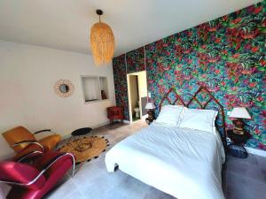 Sejours chez l'habitant Chbre Frida du Chateau, avec Piscine : Chambre Double Deluxe avec Vue sur Château