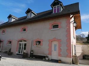 Maisons d'hotes L'annexe du Chateau de Saint Genix : photos des chambres