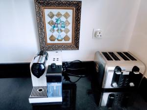 La Marina Luxury Apartment Fully Furnished Free WiFi, High Standard Residence, Amazing Prime Location Close to Restaurants, Transport, Beach and Bouregreg River