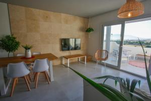 Laduna Tarifa Penthouse seaview & pool