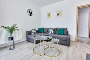 Blue Promenada Apartment