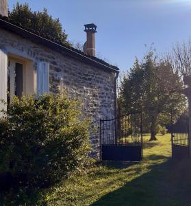 Maisons d'hotes Mas Notre-Dame, Jardin petit paradis, literie haut de gamme : photos des chambres