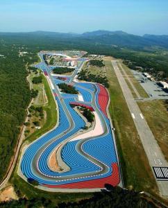 Appartements Tres bel appartement spacieux : photos des chambres