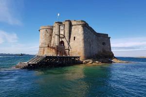 Maisons de vacances Escapade en famille a Plougasnou - Finistere : photos des chambres