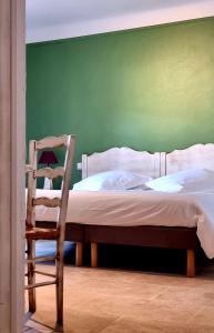 Hotels Castillon Des Baux : photos des chambres