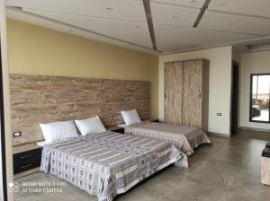 pyramids view suitevista piramidi