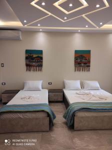 pyramids view suitevista piramidi